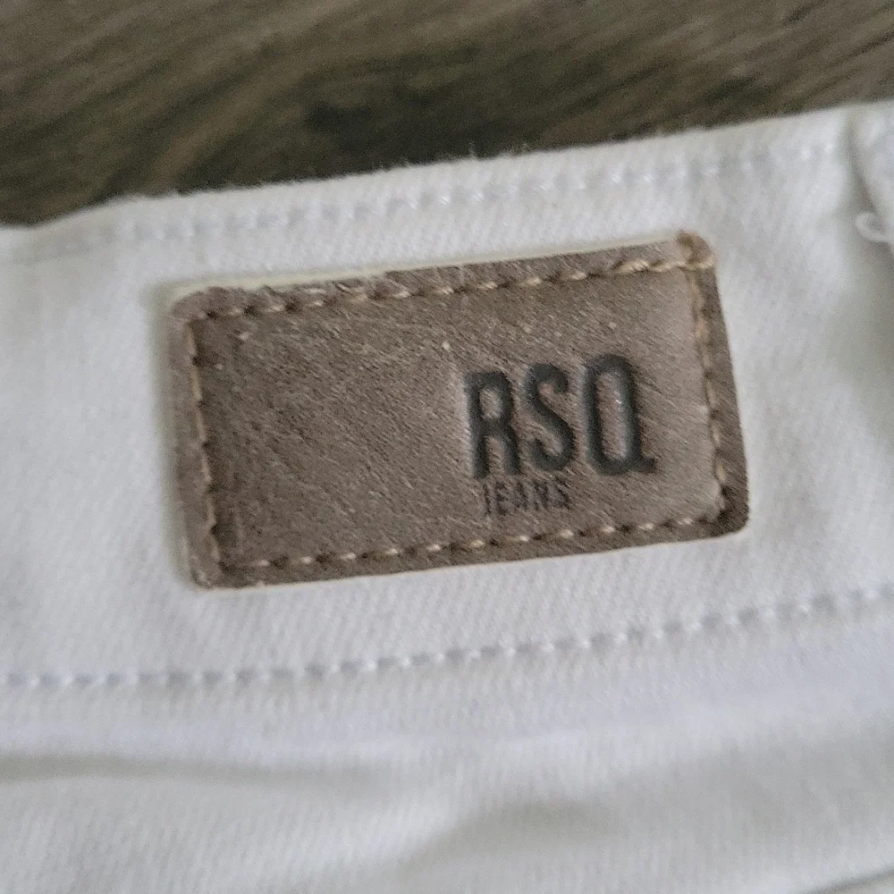 EUC RQS MALIBU White shorts